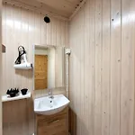 Wolf Lakeside Lapland Holiday home Rovaniemi