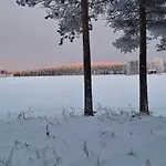 Wolf Lakeside Lapland Дом отдыха *