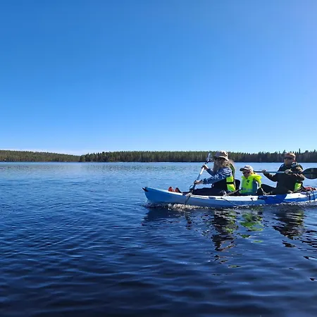 Wolf Lakeside Lapland Дом отдыха Рованиеми