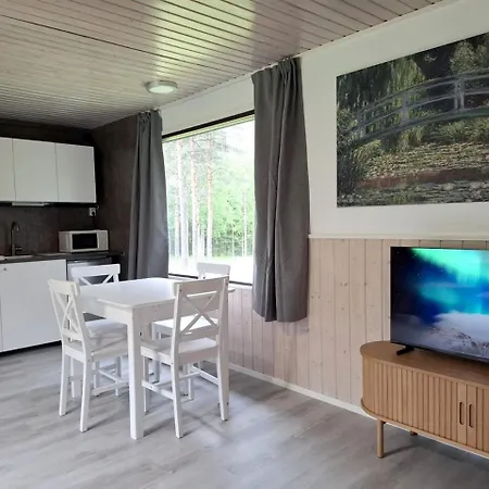 Wolf Lakeside Lapland *