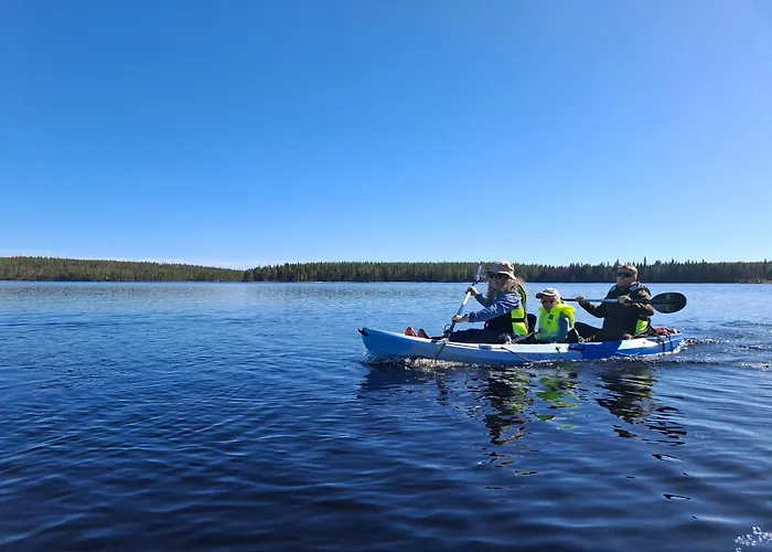 Wolf Lakeside Lapland Hébergement de vacances Rovaniemi