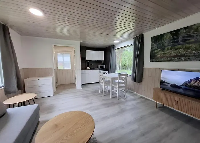 Wolf Lakeside Lapland Rovaniemi