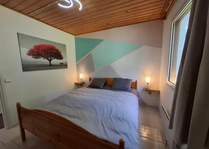 Wolf Lakeside Lapland Hébergement de vacances Rovaniemi